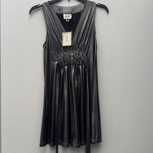 E.c.i. long silver metallic top